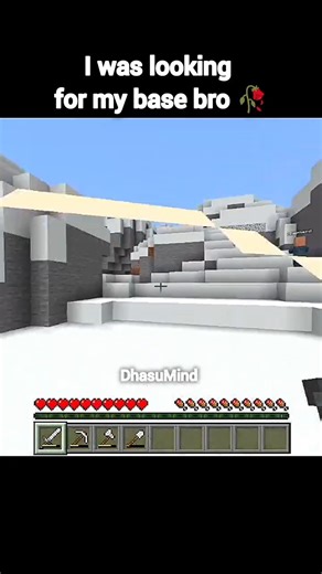 Minecraft looking for my base moment #shorts #minecraft