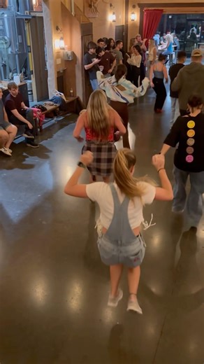 LIGHTNING POLKA Line Dance #bootscootin #linedance