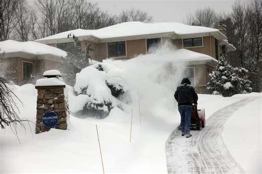 Northeast Ohio snow totals: Cleveland sets record for date; over 9 inches in snow belt
