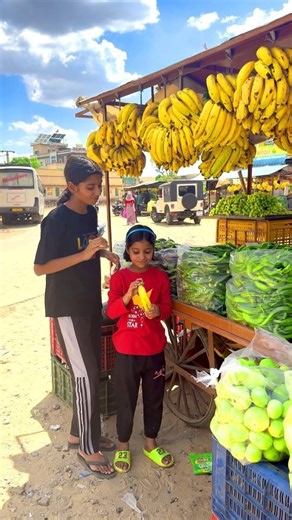 Mansi ko banana 🍌 khana hai #shorts #fruit #love #sad