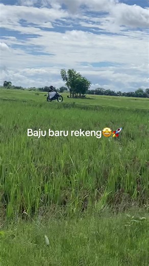 Baju baru na solang idi motoro ta awwe Peddi pa🫠@Indonesian Speed #gabahbalap🌾 #bugissulawesi #bajubaru #taksigacor🔥🔥🔥 #jet