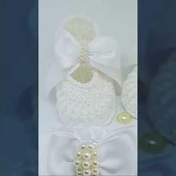 Scarpine neonata per battesimo uncinetto