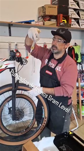 caleta bike shop🚲 on Instagram: "Purgados de frenos sram level tl , Sram servis S.O.S 😉#mtb"