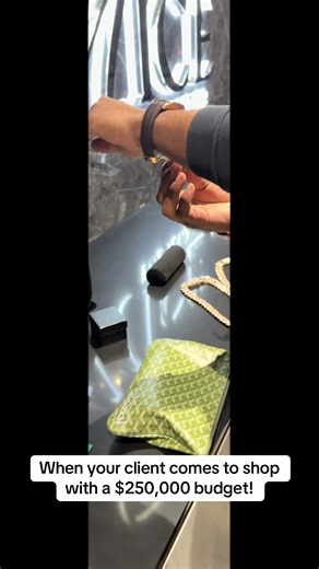 Luxury Jewelry Shopping: $250,000 Budget Experience