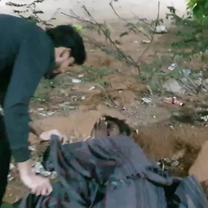 926K views · 10K reactions | #Blanket Drive Ke Dauran #Madhu Se Hui Mulakat.. Paisa Hi Sab Kuch Nahi Hain Duniya Me Maa Baap Ki Ahmiyat Bhi Hoti Hain. Subscribe to our YouTube Channel https://youtube.com/channel/UCCqNbuKEb-Q4OUVtUhzoUbg | Hyderabad Youth Courage | Facebook