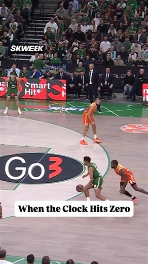 ⏰ BUZZER BEATER BY DUSTIN SLEVA! 💥💚 End of the first quarter. Clock running down. One pass — one shot — money! 💸 Dustin Sleva beats the buzzer in Kaunas and sends the Zalgirio Arena into absolute chaos! 🏀🔥 That’s the kind of energy you can’t script — pure EuroLeague madness. | Skweek TV