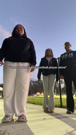 sorry but i’m not letting go of this one!!! #fypシ゚viral #footballgirlfriend #love