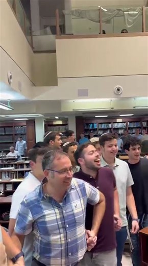 קטע מההתוועדות עם רה"י הרב וידר והמלחין הרב הלל פלאי בישיבת הכותל |הכנה לימים וראים והסליחות #סליחות