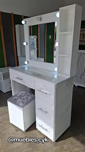 Muebles CYK: Creaciones para ti con amor