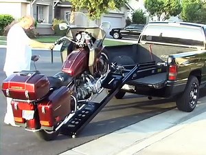 Rampage power Lift Motorcycle loader Great for any motorcycle in and out of your pick up truck