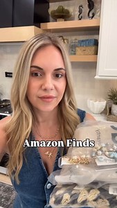 3.1K views · 57 reactions | Mention the word Beachy  These Amazon finds are so cute and affordable! Summer styles for all your vacation outfits!  Amazon bags, crochet bag, belt bag, resort wear, mom outfit, mom blog, #amazonfashion #amazonfind #momblog https://liketk.it/5f9rZ | Wife on a Dime | Facebook
