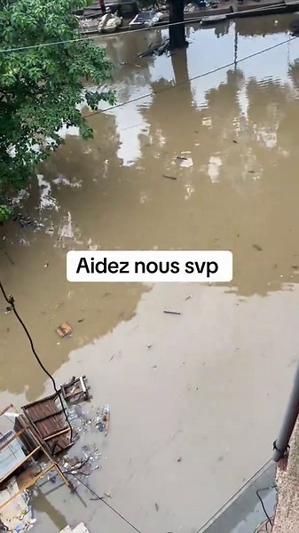 Débouchage des caniveaux à Yopougon : appel urgent au Maire