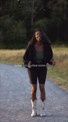 CHOP IT UP!! So do you know the dance yet?! Tutorial with @nikaiyarae coming soon!! Chop some wood, it’ll do you good! | Desirée Dawson