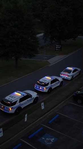 bluePRINT Sync® Calm the chaos by synchronizing your lights across an entire fleet of emergency vehicles and equipment. This advanced system coordinates warning signals using GPS timing, minimizing distractions and confusion on the scene for enhanced safety and efficiency. | SoundOff Signal