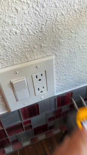 Find it Tool to locate circuit breaker #electrician #remodel #contractor | The EZ Home