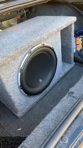 JL Audio 12w6v2-d4