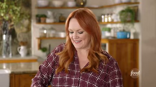 When you find a recipe that's easy, fast and good for kids 👏👏👏👏 Get more recipes from Ree, Saturdays at 10a|9c and subscribe to discovery to stream more episodes of the show: https://links.discoveryplus.com/P6K9VEgeygb. #discoveryplus Save the recipe: https://food-network.app.link/guJ7SbBxA4. | Food Network