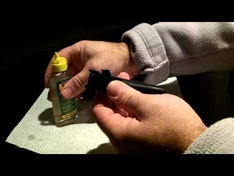 HOW TO OIL A GLOCK