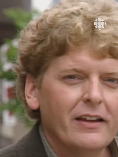 Alain Crevier a été animateur de l'émission radio matinale CBV Bonjour de 1996 à 2001 et animateur de Second regard pendant 24 ans. Au fil de ses 40 années de carrière, Alain Crevier est devenu spécialiste des enjeux entourant le Vatican et l'Église catholique. À l’aube de la retraite, il s’entretient avec @alexedrole #religion #info #nouvelle #quebec #canada