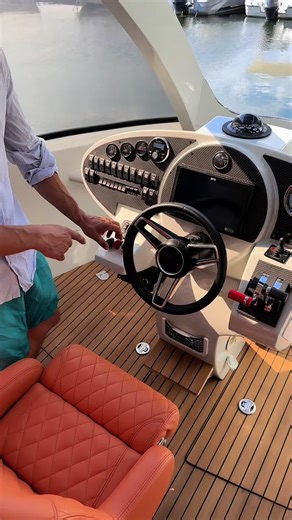 #explanation of the #jetcapsule #jet #capsule #yacht #boat #watercraft #hypercraft #privatejet #seajet #jetski #jetboat #hyperyacht #spaceship #racing #madeinitaly #watermobility #mobility #transportation #ufo #automotive #granturismo #gt