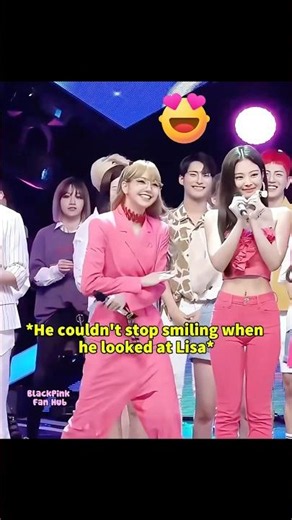 He Couldn't Take His Eyes Off Lisa 👀💖 #blackpink #lisa #shortvideo