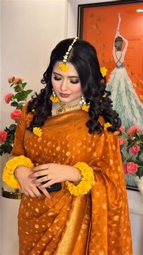 🌼 Trending Haldi Bridal Look 2026 💛 | Elegant Saree Makeup & Curly Hairstyle ✨ #bridalmehndi #short