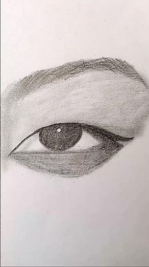 How To Draw REALISTIC Eyes (Techniques & Tips)
