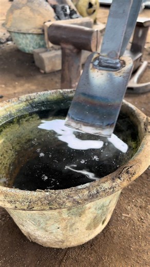 27K views · 53 reactions | Check out the blacksmith's skill in gilding the palm oil castration tool, it's incredibly cool #fblifestyle #blacksmith #blacksmithing | Pande Besi | Facebook