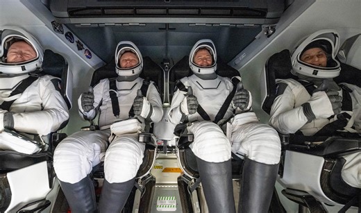 NASA’s trapped astronauts return to earth after 9 months