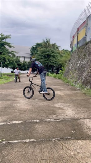 Wall Ride bmx practice 29 Maret 2026