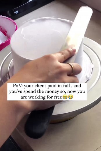 .kerrycakedesign🇨🇲🇨🇦 . . . . #kerrycakedesign #cakedesign #cakedecorating #entrepreneur #alwaysfresh #passion #beuatiful #camerountiktok #torontobaker #birthday #birthdaycake #graduationcake #gendereveal #bridal #bridalcake #lafrench