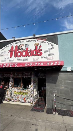 The Best Burgers In Ocean Beach! Hodad's Is A Must-try!