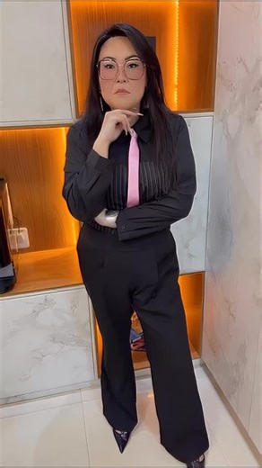 Hashimoto Advocacia on Instagram: "📌 INSS 2026: você sabe com quanto vai contribuir? Considerando o salário mínimo previsto de 2026 de R$1.621,00, o teto do INSS será R$8.537,55: Esses números impactam diretamente o valor da sua contribuição previdenciária 👇 💰 Valores de contribuição estimados para 2026: ▫️ MEI (5%): R$81,05 ▫️ Plano Simplificado (11%): R$178,31 ▫️ Plano Normal (20%): R$324,20 👩‍💻👷‍♂️ Quem pode contribuir e como? ✔️ Contribuinte Individual (autônomos e profissionais libera