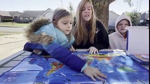 Bilingual Interactive for Kids Talking USA Map for Kids Learning, Geography Toys Games Educational Electronic Map Christmas Personalized Gift/Toys for 4 5 6 7 8 9 10 Year Old Girls/Boys