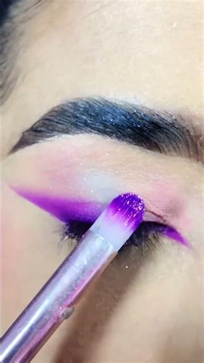 How to Achieve Natural Glam Bridal Eye Makeup for Reception Looks