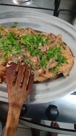 hoje e domingo e tem filé de frango