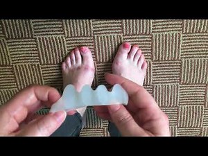 Bunion Care Guide: How to Use Bunion Sleeves, Toe Separators, & More