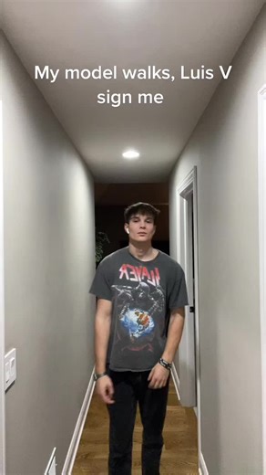 Force to be reckoned with. #model #fyp #4you #runway #fashion#icon