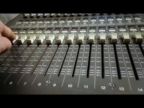 Yamaha O2R - motorized faders test