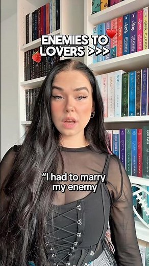 Enemies to lovers😮‍💨♥️ #booktube #booktok #books #romancebooks #enemiestolovers #bookrecs