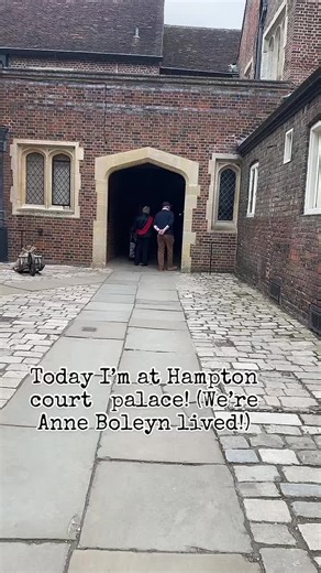#fyp #AnneBolyn #queens #hantom court palace #HenryVIII