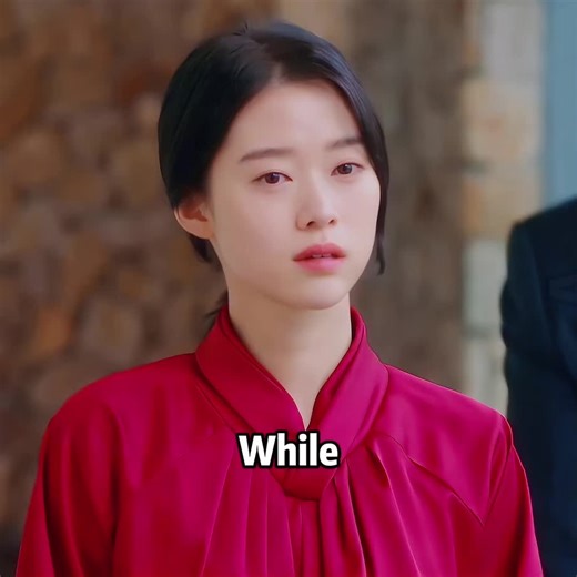 The CEO suffers from insomnia and only fall asleep in the girl’s bed #kdrama #movie #foryou