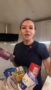 How I make white chocolate and raspberry cheesecake 200g digestive biscuits 75g unsalted butter melted 300g white chocolate 284ml double cream(I use the whole 300ml) 250g soft cheese 250g mascarpone cheese Raspberries (as many as you like) #homebaking #cheesecake #fyp #fypage #christmasiscoming #christmasbaking #raspberrycheesecake #hosting #christmasholidays | Homelifewithholly