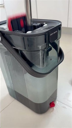 Es ist an der Zeit, diesen Wassermopp zum Einsatz zu bringen.#cleaning #family #mop #homettler