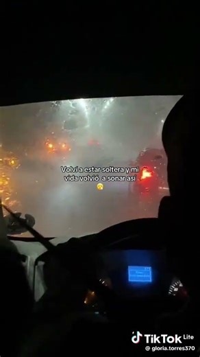 al soltar uno le empiezan a llegar nuevas cosas pero el amor empieza con uno mismo