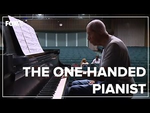 2016: The one handed piano player