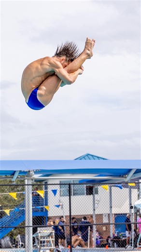 Justin Halford on Instagram: "Was fun to give 109b a first ever attempt for 1/09 day! Actually a LOT closer than I thought I’d be • • • #diving #springboard #pike #tuck #twist"