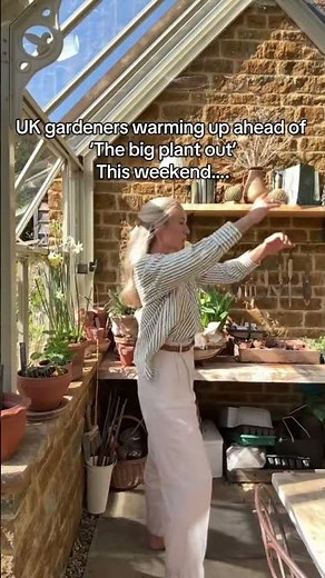 UK gardeners preparing for the big plant out this weekend 🫶🏼 #ukgardens #summergardens