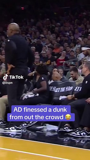 Anthony Davis Surprise Dunk Highlights for Lakers Fans