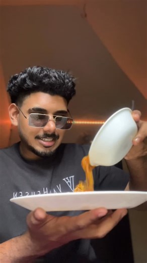 Fariiiiiiis on Instagram: "🐟കറി +മന്തി 🙆‍♂️💀 . . . . . #reelsinstagram #reels #trending #mallu"